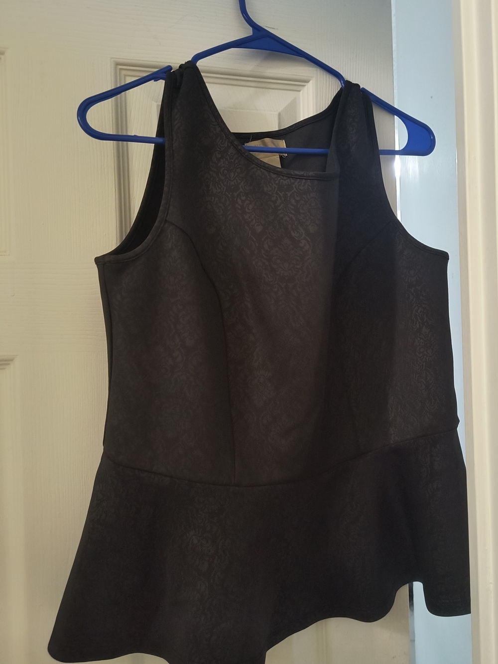 ✨ Miss Tina by Tina Knowles Black Damask Patterned Peplum Top